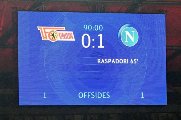 Fussball, Herren, Saison 2023 2024, UEFA Champions League (Gruppe C, 3. Spieltag), 1. FC Union Berlin - SSC Neapel, v. l. Anzeigetafel mit dem Endstand 0:1, 24.10. 2023, Copyright: xMatthiasxKochx