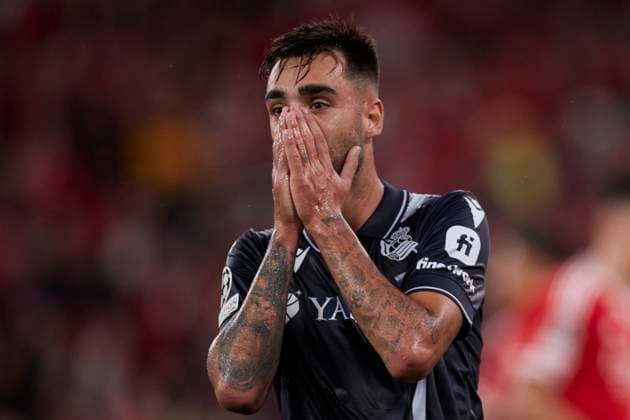 SL Benfica v Real Sociedad: Group D - UEFA Champions League 2023 24 Brais Mendez of Real Sociedad reacts during the UEFA Champions League match between SL Benfica and Real Sociedad at Estadio do Lisboa e Benfica on October 24, 2023, in Lisbon, Portugal. Lisbon Estadio do Sport Lisboa e Benfica Lisbon Portugal RL_SLBvRSO_124 Copyright: xRicardoxLarreinax