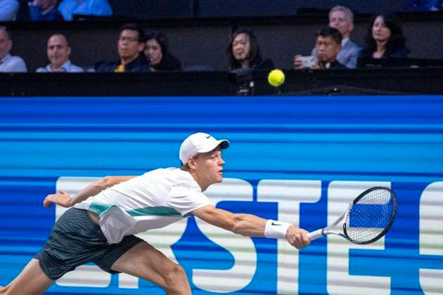 Wien, Österreich. 25 Oktober 2023. Ben Shelton (USA) spielt gegen Jannik Sinner (ITA) bei der ATP, Tennis Herren World Tour, Erste Bank Open in der Wiener Stadthalle. Bild zeigt Jannik Sinner (ITA).