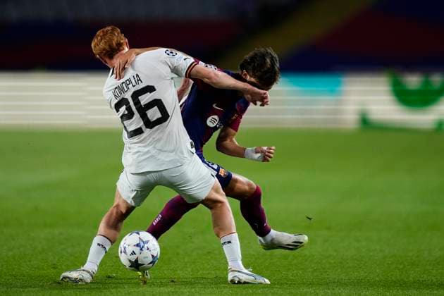 FC Barcelona, Barca v FC Shakhtar Donetsk: Group H - UEFA Champions League 2023 24 Joao Felix second striker of Barcelona and Portugal and Yukhym Konoplya Right-Back of Shakhtar Donetsk and Ukraine compete for the ball during the UEFA Champions League match between FC Barcelona and FC Shakhtar Donetsk at Estadi Olimpic Lluis Companys on October 25, 2023 in Barcelona, Spain. Barcelona Spain  Copyright: xJosexBretonx originalFilename:breton-fcbarcel231025_nptiQ.jpg