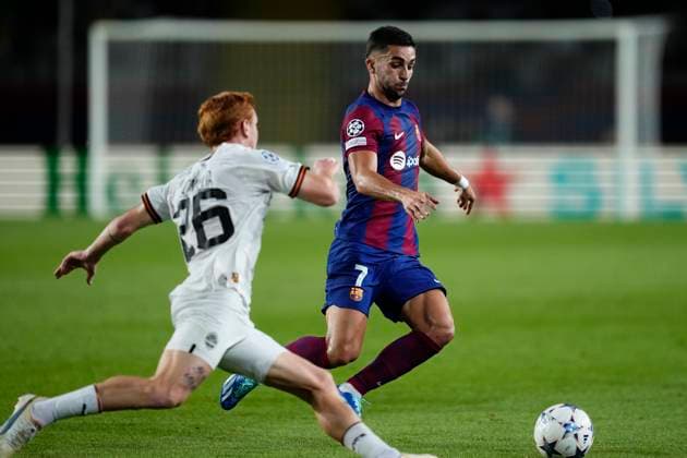 FC Barcelona, Barca v FC Shakhtar Donetsk: Group H - UEFA Champions League 2023 24 Ferran Torres left winger of Barcelona and Spain during the UEFA Champions League match between FC Barcelona and FC Shakhtar Donetsk at Estadi Olimpic Lluis Companys on October 25, 2023 in Barcelona, Spain. Barcelona Spain  Copyright: xJosexBretonx originalFilename:breton-fcbarcel231025_npSvp.jpg