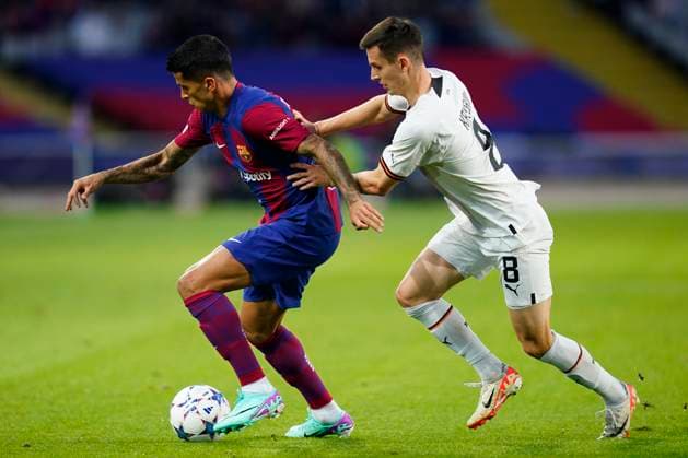 ESP: FC Barcelona, Barca FC Shakhtar Donestz. UEFA Champions League match, Group H, date 3 Joao Cancelo of FC Barcelona and Dmytro Kryskiv of Shakhtar Donetsk during the UEFA Champions League match, Group H, between FC Barcelona and FC Shakhtar Donestz played at Lluis Companys Stadium on October 25, 2023 in Barcelona, Spain. kpng Copyright: xSergioxRuizx xPRESSINPHOTOx PS_231025_016