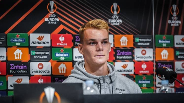 25.10.2023; Topola, Serbien, Europa - Pressekonferenz des SC Freiburg vor dem Spiel gegen TSC Backa Topola mit Cheftrainer Christian Streich und Philipp Lienhart ( 3 SC Freiburg ) - UEFA Europa League - 2023 2024 - TSC Arena Backa Topola