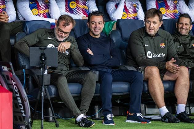October 25, 2023, BARCELONA, BARCELONA, SPAIN: Xavi Hernandez, head coach of FC Barcelona, Barca looks on during the UEFA Champions League, Group H, football match played between FC Barcelona and Shakhtar Donetsk at Estadio Olimpico de Montjuic on October 25, 2023, in Barcelona, Spain. BARCELONA SPAIN - ZUMAa181 20231025_zaa_a181_049 Copyright: xMarcxGrauperaxAlomax