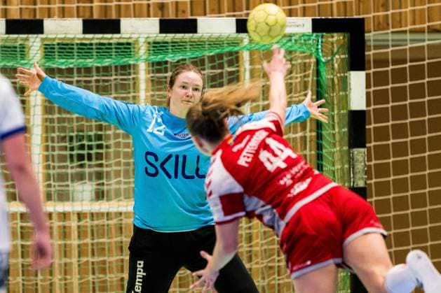 231025 Hallbys malvakt Christina Lövgren Hallberg under handbollsmatchen i Handbollsligan dam mellan H65 Höör och Hallby den 25 oktober 2023 i Höör. Copyright: PETTERxARVIDSON BB231025PA086
