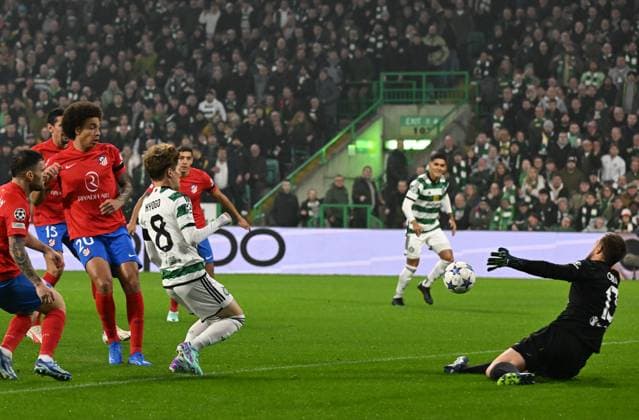 Glasgow, Scotland, 25th October 2023. Kyogo Furuhashi of Celtic scores the opening goal during the UEFA Champions League match at Celtic Park, Glasgow. Picture credit should read: Neil Hanna Sportimage EDITORIAL USE ONLY. No use with unauthorised audio, video, data, fixture lists, club league logos or live services. Online in-match use limited to 120 images, no video emulation. No use in betting, games or single club league player publications. SPI-2676-0006