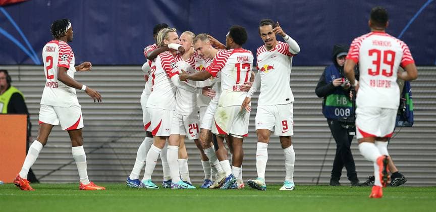 25.10.2023, Fussball UEFA Champions League 2023 2024, Gruppe G, 3.Spieltag, RB Leipzig - FK Roter Stern Belgrad, in der Red Bull Arena Leipzig. Jubel RB Leipzig zum Tor zum 1:0