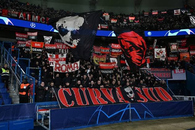 Db Parigi 25 10 2023 - Champions League Paris Saint Germain-Milan foto Daniele Buffa Image nella foto: tifosi Milan 