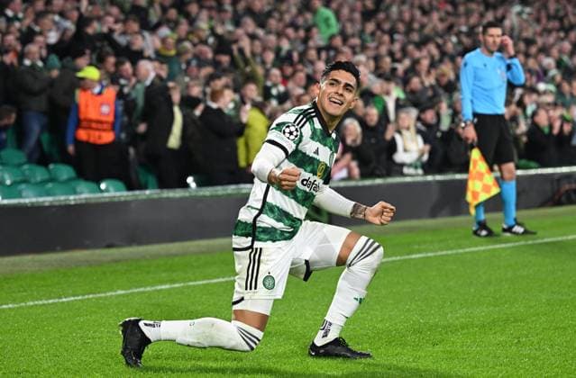 Glasgow, Scotland, 25th October 2023. Luis Palma of Celtic scores CelticÕs second goal during the UEFA Champions League match at Celtic Park, Glasgow. Picture credit should read: Neil Hanna Sportimage EDITORIAL USE ONLY. No use with unauthorised audio, video, data, fixture lists, club league logos or live services. Online in-match use limited to 120 images, no video emulation. No use in betting, games or single club league player publications. SPI-2676-0020