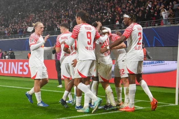 Fussball, Herren, Saison 2023 2024, UEFA Champions League (Gruppe G, 3. Spieltag), RB Leipzig - FK Roter Stern Belgrad, v. l. Xavi Simons (RB Leipzig) Torjubel, jubelt nach dem Tor zum 2:0, 25.10. 2023, Copyright: xSebastianxRäppold MatthiasxKochx