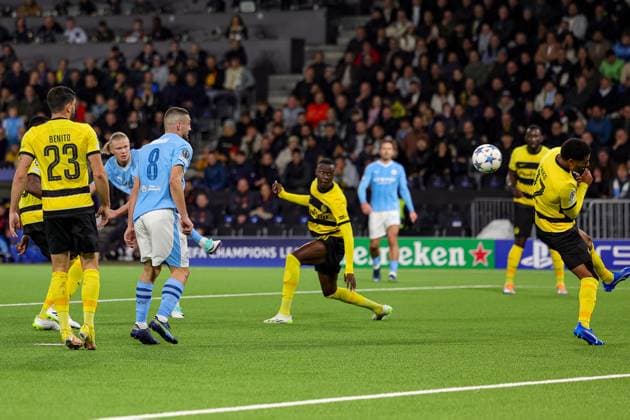 BSC Young Boys v Manchester City Champions League 25 10 2023. Goal 1-3 Erling Haaland (9) of Manchester City scores a goal and celebrates during the Champions League match between BSC Young Boys and Manchester City at Stade de Suisse, Wankdorf, Switzerland on 25 October 2023. Editorial use only , Copyright: xNigelxKeenex PSI-18264-0030