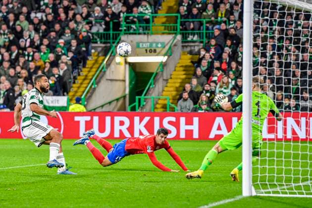 Celtic v Atletico Madrid UEFA Champions League Alvaro Morata of Atletico Madrid scores their sides second goal of the match during the UEFA Champions League Group E match at Celtic Park, Glasgow Copyright: xJamiexJohnstonx FIL-19153-0125 UK Newspapers OUT