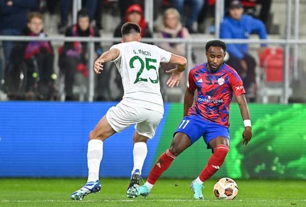 2023.10.26 Sosnowiec Pilka nozna Eliminacje Liga Europy UEFA Sezon 2023 2024 Rakow Czestochowa - Sporting CP N z John Yeboah Foto Lukasz Sobala PressFocus 2023.10.26 Sosnowiec Football UEFA Europa League Season 2023 2024 Rakow Czestochowa - SK Sturm Graz John Yeboah Credit: Lukasz Sobala PressFocus NEWSPIX.PL --- Newspix.pl POLAND OUT!  20231026PFa_LSa190