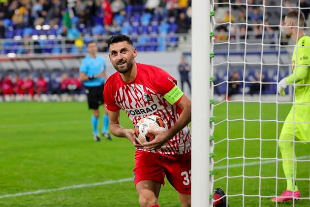 Serbia, Backa Topola, 26.10.2023, , TSC Backa Topola - SC Freiburg - UEFA Europa League 2023 2024 - Group A, Vincenzo Grifo (SC Freiburg) celebrates after scoring his team s first goal Backa Topola