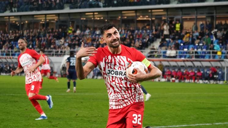 Tor durch Vincenzo Grifo ( 32 SC Freiburg ) 26.10.2023; Backa Topola, Serbien - FK TSC Backa Topola vs. SC Freiburg - UEFA EUROPA LEAGUE 2023 2024 TSC Arena Backa Topolya, Fussball, Herren