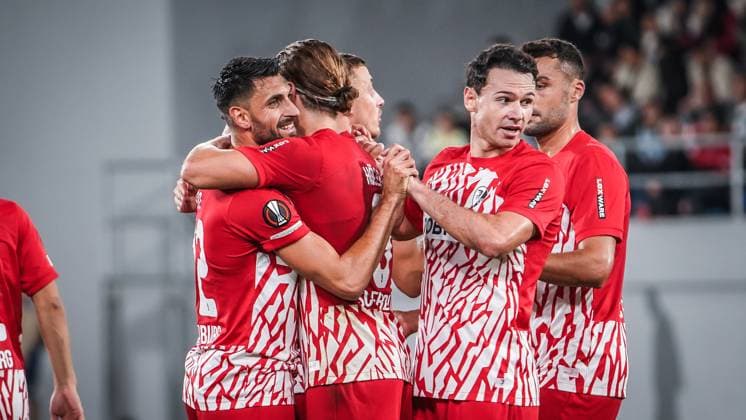 Tor zum 2:1 wieder durch Vincenzo Grifo ( 32 SC Freiburg ) 26.10.2023; Backa Topola, Serbien - FK TSC Backa Topola vs. SC Freiburg - UEFA EUROPA LEAGUE 2023 2024 TSC Arena Backa Topolya, Fussball, Herren