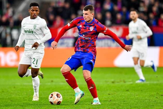 SOSNOWIEC, POLAND - OCTOBER 26: Vladyslav Kochergin (30) of Rakow Czestochowa during UEFA Europa League Matchday 3 group stage match between Rakow Czestochowa and Sporting CP at Zaglebiowski Park Sportowy on October 26, 2023 in Sosnowiec, Rakow Czestochowa v Sporting CP Copyright: xMateuszxSobczakx