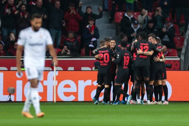 26.10.2023, Fussball, Saison 2023 2024, UEFA Europa League, Gruppenphase, 3. Spieltag, Bayer 04 Leverkusen - Qarabag Agdam, Die Spieler von Bayer Leverkusen bejubeln das Tor zum 1:0 durch Florian Wirtz (Bayer 04 Leverkusen), Leverkusen BayArena NRW Deutschland xRHR-FOTO DEx Copyright: DennisxEwert RHR-FOTOx RHR-FOTO DE