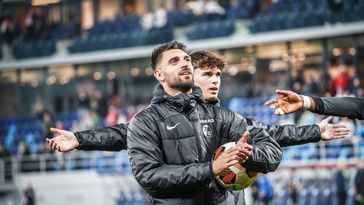Vincenzo Grifo ( 32 SC Freiburg ) 26.10.2023; Backa Topola, Serbien - FK TSC Backa Topola vs. SC Freiburg - UEFA EUROPA LEAGUE 2023 2024 TSC Arena Backa Topolya, Fussball, Herren