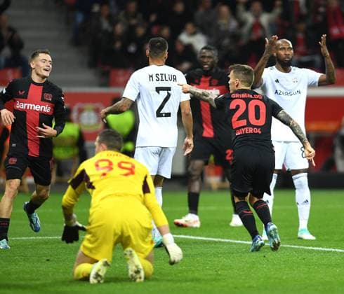 26.10.2023, Leverkusen, Germany, BayARENA, Bayer Leverkusen vs Qarabag Agdam - UEFA Europa League 2023 2024 - Group H, Alejandro Grimaldo (Bayer 04 Leverkusen) Torjubel, jubelt nach seinem Treffer zum 2:1 (Foto Ralf Treese) Leverkusen BayARENA North Rhine-Westphalia Germany