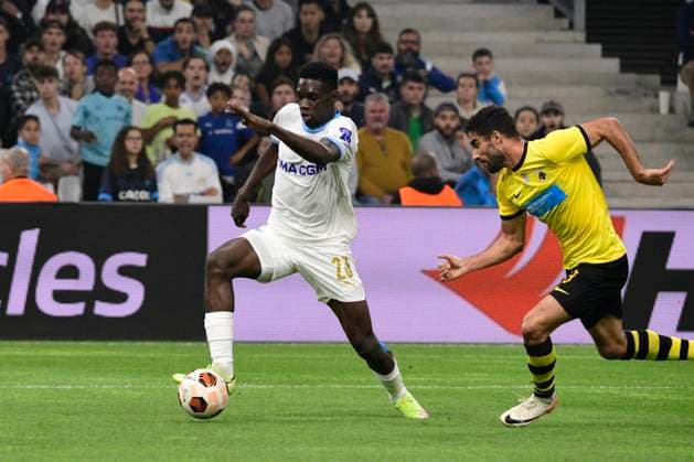 MARSEILLE, FRANCE : Ismaila SARR (OM) Olympique de Marseille vs. AEK Athens FC lors de la phase de groupes de l™UEFA Europa League au stade Orange Velodrome, le 26 octobre 2023. MARSEILLE, FRANCE : OM vs. AEK Athens FC during the group phase of the UEFA Europa League in the Orange Velodrome Stadium on October 26th, 2023. FOOTBALL : Olympique de Marseille vs. AEK Athens FC - Europa League ValentinaClaret Panoramic 
