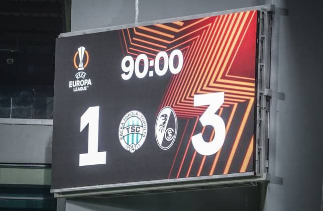 TSC Backa Topola - SC Freiburg Spielstand nach 90 Minuten 26.10.2023; Serbien - Fußball: Uefa Europa League, TSC Backa Topola - SC Freiburg, Gruppenphase, Gruppe A, 3. Spieltag, TSC Arena