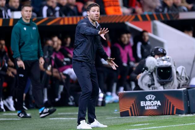 ALONSO Xabier Trainer Team Bayer 04 Leverkusen UEFA EUROPA LEAGUE Saison 2023 - 2024 Spiel Bayer 04 Leverkusen - Qarabag 5 : 1 am 26.10.2023 in Leverkusen DFL REGULATIONS PROHIBIT ANY USE OF PHOTOGRAPHS as IMAGE SEQUENCES and or QUASI-VIDEO Copyright: xLacixPerenyix