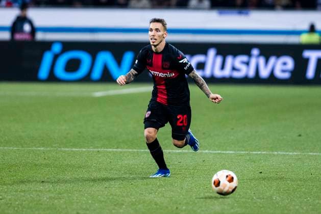 Leverkusen, Bayarena, 26.10.23: Alejandro Grimaldo of Leverkusen runs with the ball during the Europa League match Bayer 04 Leverkusen vs. Qarabag Agdam.