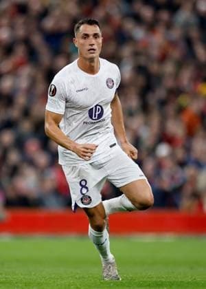 Liverpool FC v Toulouse FC: Group E - UEFA Europa League 2023 24 Vincent Sierro of Toulouse running during the UEFA Europa League 2023 24 match between Liverpool FC and Toulouse FC at Anfield on October 26, 2023 in Liverpool, England. Liverpool Anfield England United Kingdom Copyright: xRichardxSellers Sportsphoto APLx 13958941