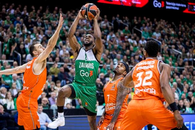 Sport Themen der Woche KW43 Sport Bilder des Tages 2023-10-27 Kaunas Lithuania. Zalgiris Kaunas plays Euroleague game vs Valencia basket from Spain at Zalgiris arena on 27 of October 2023. Kaunas Lithuania 2023_10_27_zal_val_014  Copyright: xRokasxLukoseviciusx Euroleague basketball