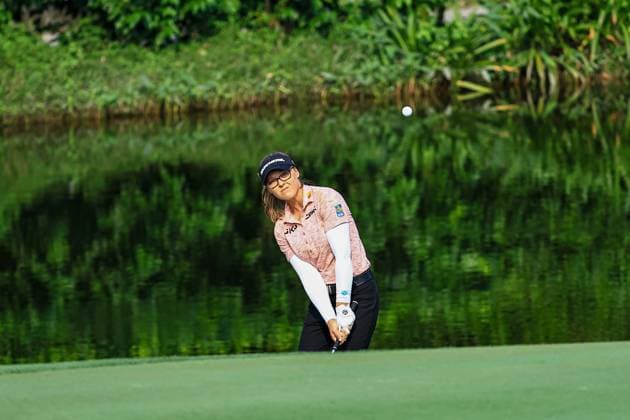 KUALA LUMPUR, MALAYSIA - OCTOBER 28: Brooke M. Henderson of Canada play a shot during the third round of the 2023 LPGA, Golf Damen Maybank Championship on October 28, 2023, at Kuala Lumpur Golf and Country Club in Kuala Lumpur, Malaysia. (Photo by Hazrin Yeob Men Shah Icon Sportswire) GOLF: OCT 28 Maybank Championship EDITORIAL USE ONLY Icon3782310284559