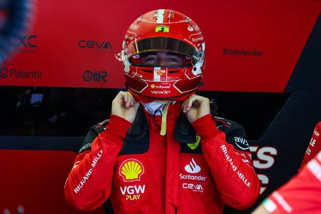 LECLERC Charles (mco), Scuderia Ferrari SF-23, portrait during the 2023 Formula 1 Grand Premio de la Ciudad de Mexico, 19th round of the 2023 Formula One World Championship, WM, Weltmeisterschaft from October 27 to 29, 2023 on the Autodromo Hermanos Rodriguez, in Mexico City, Mexico - F1 - MEXICO CITY GRAND PRIX 2023 DPPI Panoramic  00123042_G0OD4179