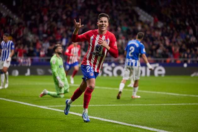 Sport Themen der Woche KW43 Sport Bilder des Tages Spain, Madrid, 29.10.2023, Civitas Metropolitano Stadium, Atletico de Madrid v Deportivo Alaves - La Liga EA Sports match round 11, Rodrigo Riquelme (Atletico de Madrid) celebrates after scoring his team˜s first goal Madrid Civitas Metropolitano Stadium Spain *** Spain, Madrid, 29 10 2023, Civitas Metropolitano Stadium, Atletico de Madrid v Deportivo Alaves La Liga EA Sports match round 11, Rodrigo Riquelme Atletico de Madrid celebrates after scoring his team˜s first goal Madrid Civitas Metropolitano Stadium Spain  eu-images-071