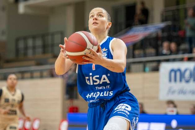 Halle, Deutschland 29. Oktober 2023: 1.BBL - Damen - 2023 2024 - Gisa Lions MBC vs. Inexio Roals Saarlouis Laura Schinkel (Halle) SWH.arena Sachsen Anhalt Copyright: xFotostandx xxBallaschx