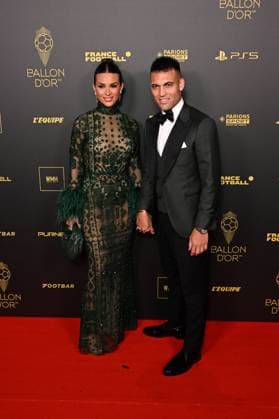 Lautaro Martinez et sa femme FOOTBALL : Ballon d Or 2023 - Paris - 30 10 2023 FedericoPestellini Panoramic 