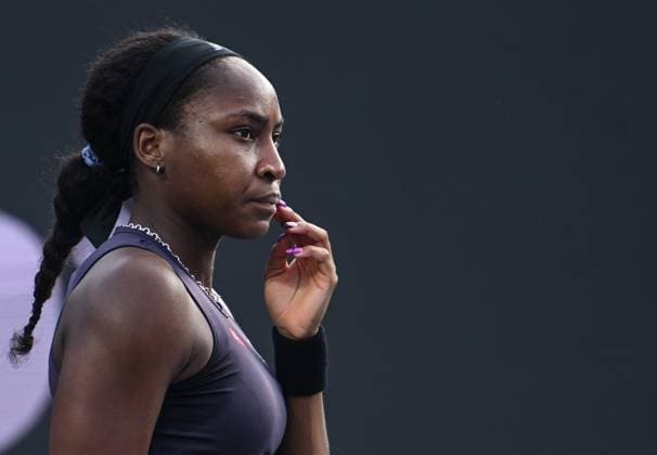 2023 WTA, Tennis Damen Finals - Day 4 CANCUN, MEXICO - NOVEMBER 1: Coco Gauff of the USA in action during her match against Poland s Iga Swiatek, on Day 4 of the GNP Seguros WTA Finals Cancun 2023 part of the Hologic WTA Tour, on November 1, 2023, in Cancun, Quintana Roo, Mexico. Cancun Mexico  Copyright: xArturxWidakx originalFilename:widak-2023wtaf231101_nptgl.jpg
