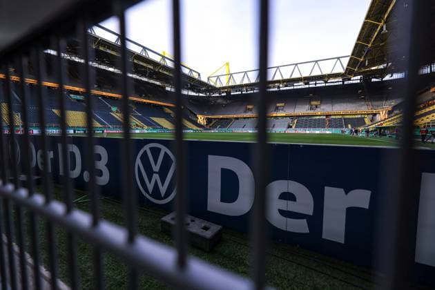 01.11.2023, Fussball, Saison 2023 2024, DFB-Pokal, 2. Runde, Borussia Dortmund - TSG 1899 Hoffenheim, Blick von der Südtribüne in den Signal Iduna Park, Dortmund Signal Iduna Park NRW Deutschland xRHR-FOTO DEx Copyright: DennisxEwert RHR-FOTOx RHR-FOTO DE
