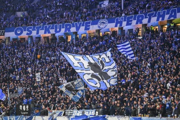 DFB Pokal, Hertha BSC vs 1. FSV Mainz 05. Berlin, 01.11.2023 Hertha BSC Fans Ultras Ostkurve DFB Pokal, Hertha BSC vs 1. FSV Mainz 05, Olympiastadion, Berlin, 01.11.2023 DFL REGULATIONS PROHIBIT ANY USE OF PHOTOGRAPHS AS IMAGE SEQUENCES AND OR QUASI-VIDEO. *** DFB Pokal, Hertha BSC vs 1 FSV Mainz 05 Berlin, 01 11 2023 Hertha BSC Fans Ultras Ostkurve DFB Pokal, Hertha BSC vs 1 FSV Mainz 05, Olympiastadion, Berlin, 01 11 2023 DFL REGULATIONS PROHIBIT ANY USE OF PHOTOGRAPHS AS IMAGE SEQUENCES AND OR QUASI VIDEO Copyright: xBEAUTIFULxSPORTS LucianoxLimax