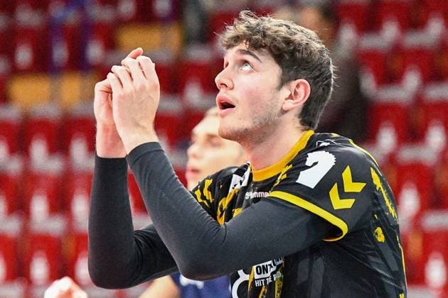 Robin Baghdady (Powervolleys Düren, 8) beim Aufwärmen,, 02.11.2023, Düren (Deutschland), Volleyball, 1. Bundesliga, SWD Powervolleys Düren - Helios Grizzlys Giesen