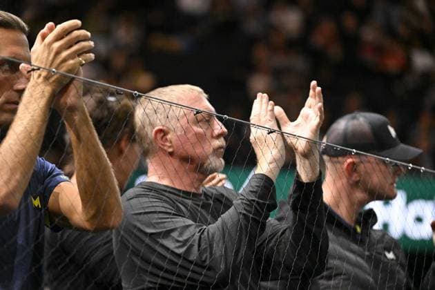 Sport Themen der Woche KW44 Sport Bilder des Tages Tennis - Rolex Paris Master 2023 - Boris Becker - Allemagne TENNIS : Rolex Paris Master 2023 - France - 02 11 2023 ChrysleneCaillaud Panoramic 