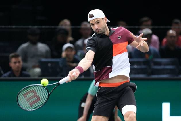 November 3, 2023, Paris, France: Bulgarian player GRIGOR DIMITROV returns the ball to Polish player HUBERT HURKACZ during the quarter final of Rolex Paris Masters 1000 tournament at Paris Accor Arena Stadium - France Paris France - ZUMAp119 20231103_zaf_p119_016 Copyright: xPierrexSteveninx