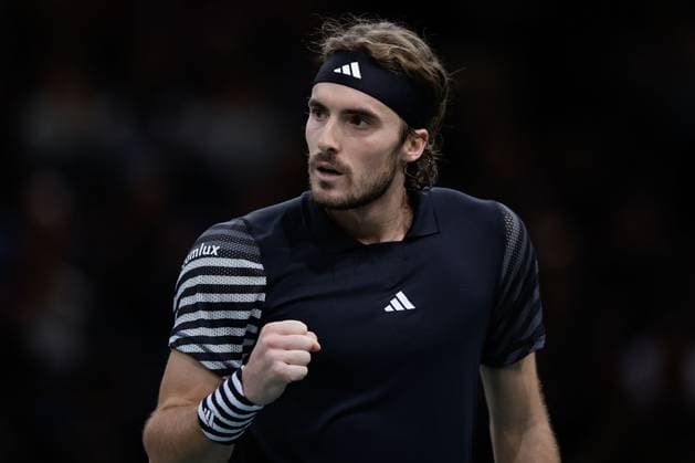 Paris, 03.11.2023 Tennis Rolex Paris Masters 2023, Stefanos Tsitsipas - Karen Abgarowitsch Chatschanow v.l., Stefanos Tsitsipas jubelt Copyright: AntonioxBorga