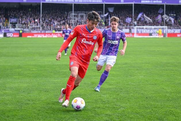 04.11.2023, Fussball, 2. Bundesliga, 12. Spieltag Saison 2023 2024, VfL Osnabrück - Holstein Kiel, Shuto Machino (Holstein Kiel) xRHR-FOTO TKx