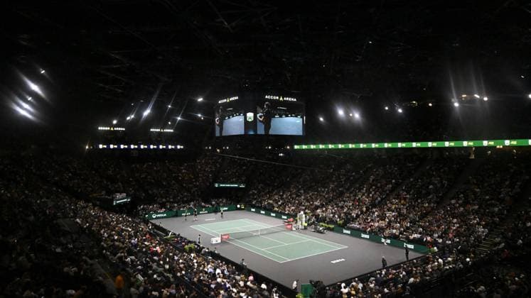 Tennis - Rolex Paris Master 2023 - Court central TENNIS : Rolex Paris Master 2023 - France - 04 11 2023 ChrysleneCaillaud Panoramic 