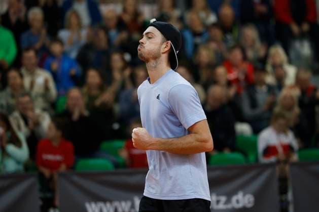 Maximilian Marterer jubelt nach dem Sieg, Jubel, Freude, Emotion, Herren Einzel Tennis - Wolffkran Open - ATP, Tennis Herren Challenger - TC Ismaning - Ismaning - Bavaria - Germany - 4 November 2023. Â Copyright: xJuergenxHasenkopfx