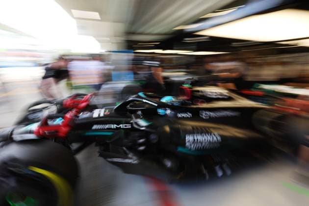 63 RUSSELL George (gbr), Mercedes AMG F1 Team W14, action during the 2023 Formula 1 Rolex Grande Premio de Sao Paulo, 20th round of the 2023 Formula One World Championship, WM, Weltmeisterschaft from November 3 to 5, 2023 on the Autodromo JosÃ Carlos Pace, in Sao Paulo, Brazil - F1 - SAO PAULO GRAND PRIX 2023 DPPI Panoramic  00123044_0Y2A4233