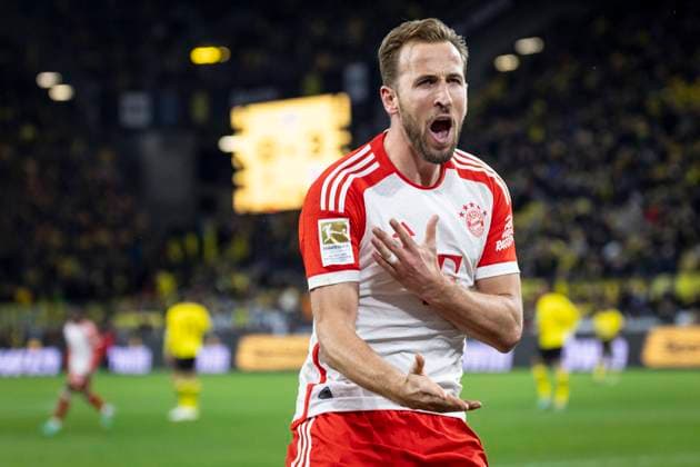 Borussia Dortmund vs. FC Bayern Muenchen, 04.11.2023 Dortmund, Germany - November 4: 3rd goal for Harry Kane (FC Bayern Muenchen, 9) during the Bundesliga match between Borussia Dortmund vs. FC Bayern Muenchen on matchday 10 at Signal Iduna Park on November 4, 2023 in Dortmund, Germany. DFL REGULATIONS PROHIBIT ANY USE OF PHOTOGRAPHS AS IMAGE SEQUENCES AND OR QUASI-VIDEO. Copyright: xBEAUTIFULxSPORTS AxelxKohringx