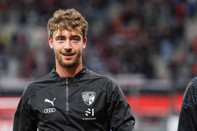 3. Liga; FC Ingolstadt 04 - Borussia Dortmund II; vor dem Spiel Torwart Maurice Dehler (46, FCI) 3. Liga - FC Ingolstadt 04 Saison 2023 2024 Borussia Dortmund II