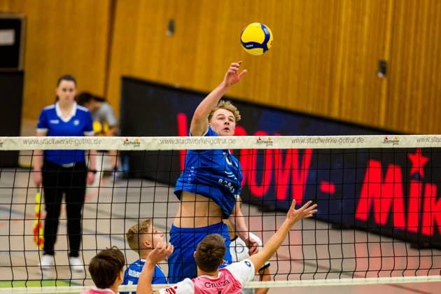 05.11.2023, GER, Volleyball, Maenner, Saison 2023 2024, DVV-Pokal Deutscher Volleyball Verband Achtelfinale, Blue Volleys Gotha - Energiequelle Netzhoppers KW Koenigs Wusterhausen-Bestensee Harrison Paul McBean (Blue Volleys Gotha) Gotha 99867 Ernestiner-Halle, Am Tivoli 6 Thüringen Deutschland