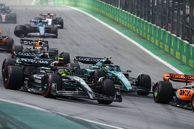 Start, 44 Lewis Hamilton (GBR, Mercedes-AMG Petronas F1 Team), 14 Fernando Alonso (ESP, Aston Martin Aramco Cognizant F1 Team), F1 Grand Prix of Brazil at Autodromo Jose Carlos Pace on November 5, 2023 in Sao Paulo, Brazil. (Photo by HOCH ZWEI) Sao Paulo Brazil